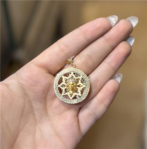 مدال ورساچه