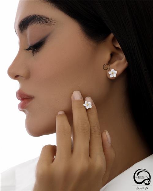 گوشواره گل صدفی 