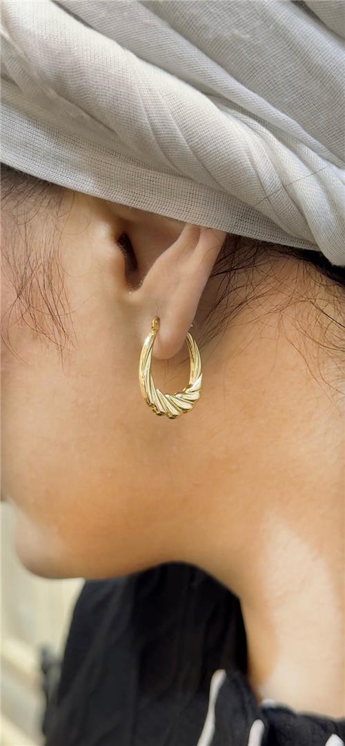 گوشواره صدفی