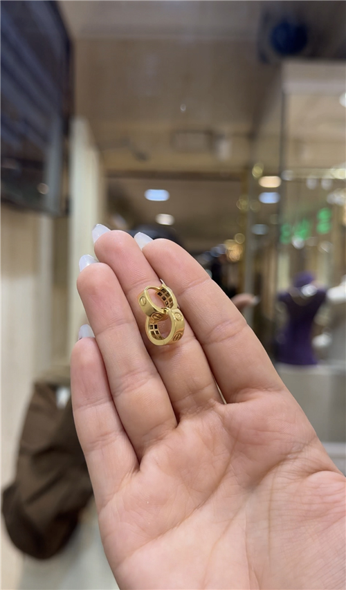 گوشواره لاو کارتیر