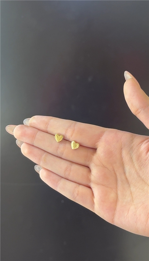 گوشواره میخی قلب