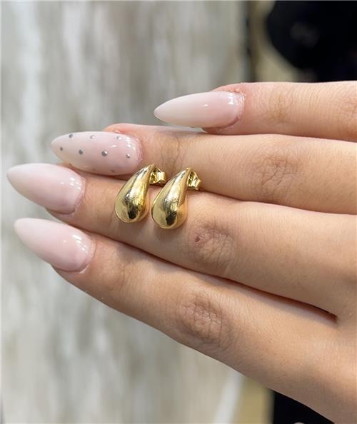 گوشواره لوریس