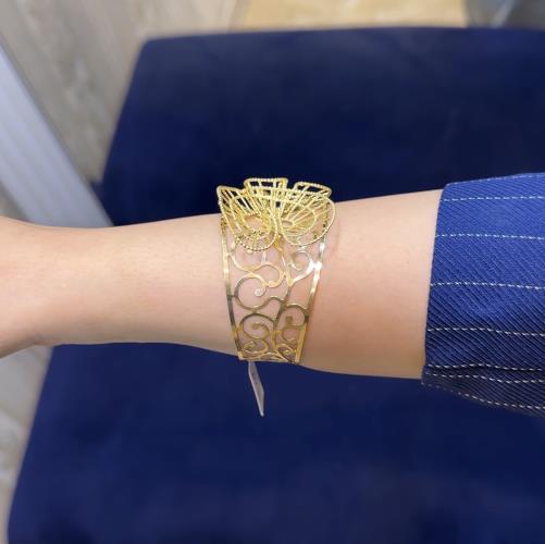 Flower-bangle-bracelet