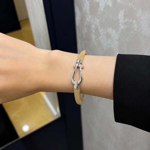 Individual-bracelet