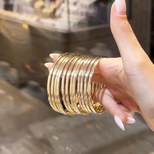 Mirror-bangle-bracelet