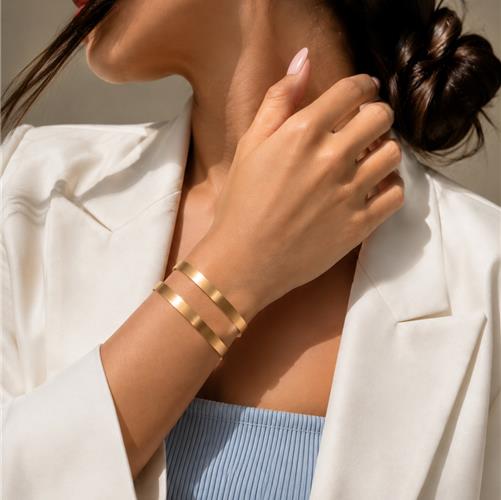 Cartier-matte-bangle