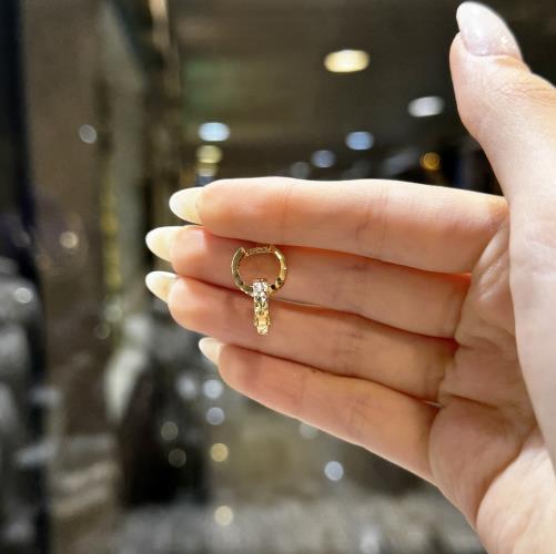 Omega-cut-earrings