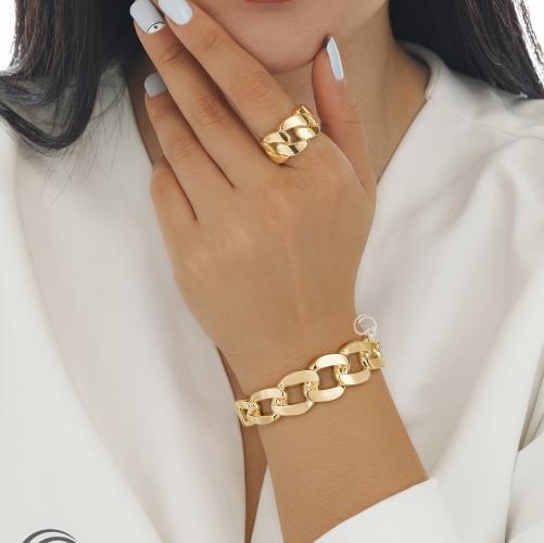 Cartier-bangle-bracelet