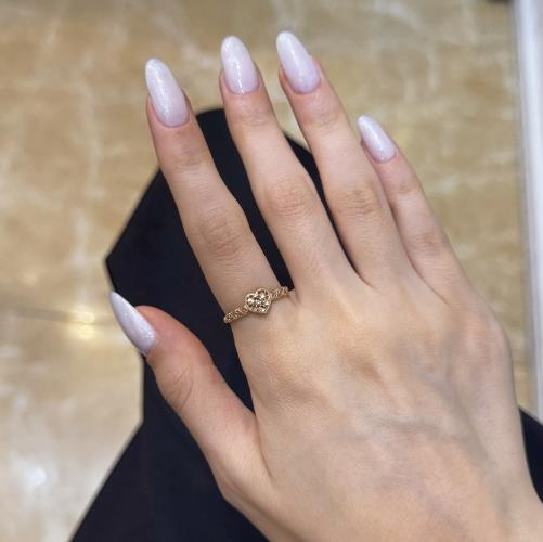 Fancy-ring