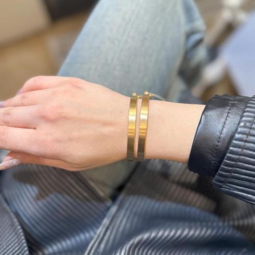 Cartier-matte-bangle