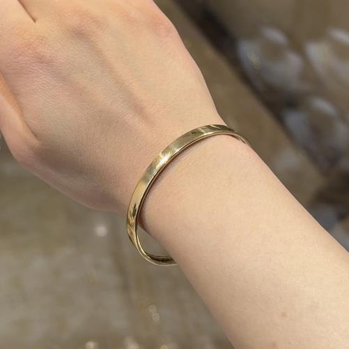 Mirror-bangle