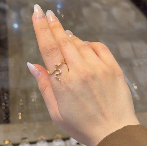 Snake-ring
