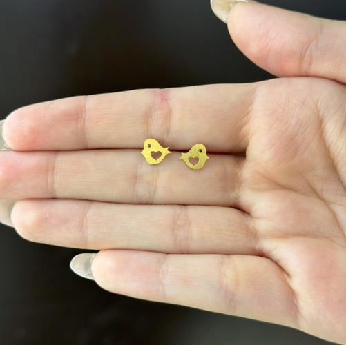 Star-stud-earrings
