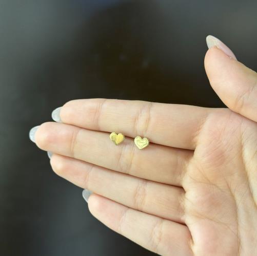 Star-stud-earrings