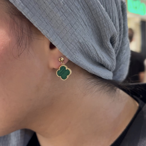 Van-Cleef-earrings