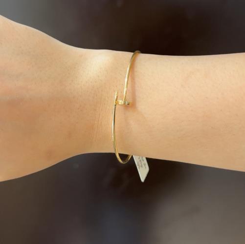 Cartier-nail-bracelet