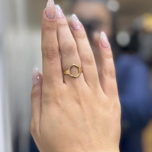 Hexagonal-ring