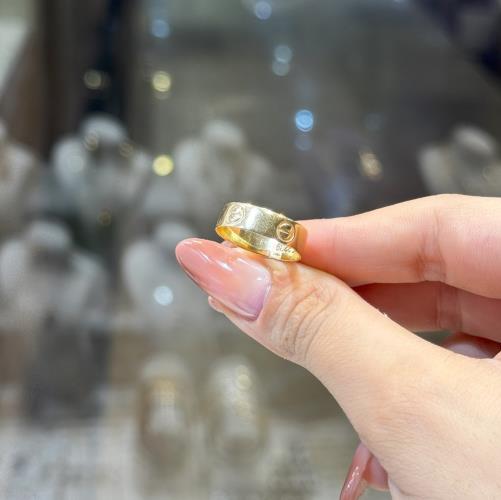 Love-Cartier-ring