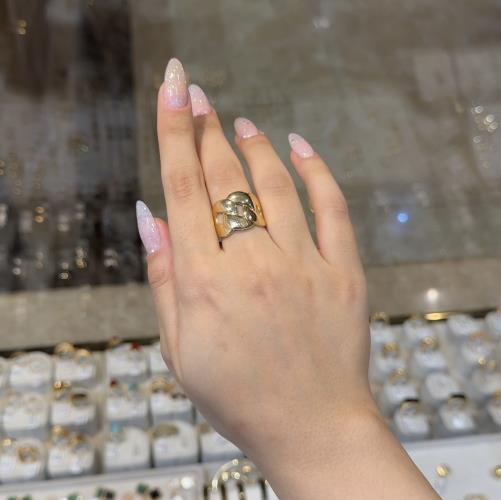 Cartier-design-ring