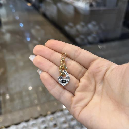 Cartier-locket-medal