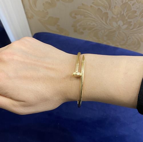 Cartier-nail-bracelet