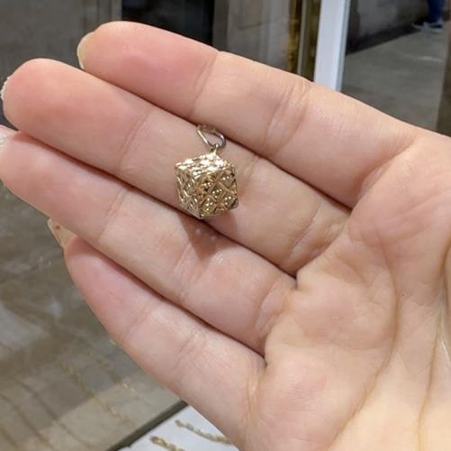 Cube-Medal