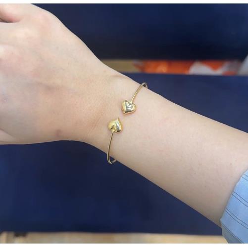 Embossed-heart-bangle