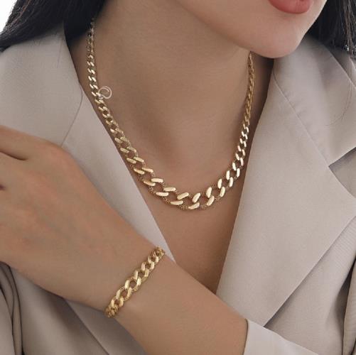 Half-set-of-flat-Cartier