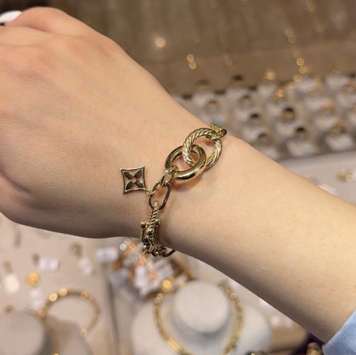 Jetash-chain-bracelet