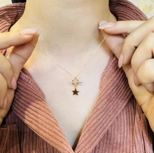 Star-necklace