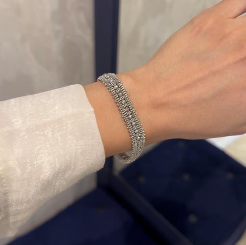 Swiss-Gold-Bracelet