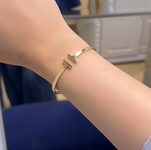 T-shaped-bangle-bracelet