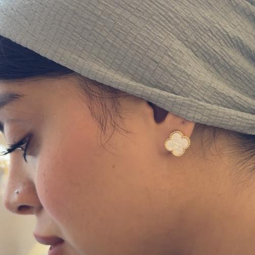 Van-Cleef-earrings
