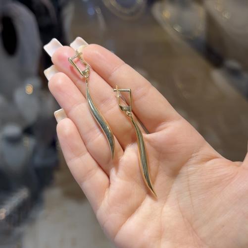 Wave-Mirror-Earrings
